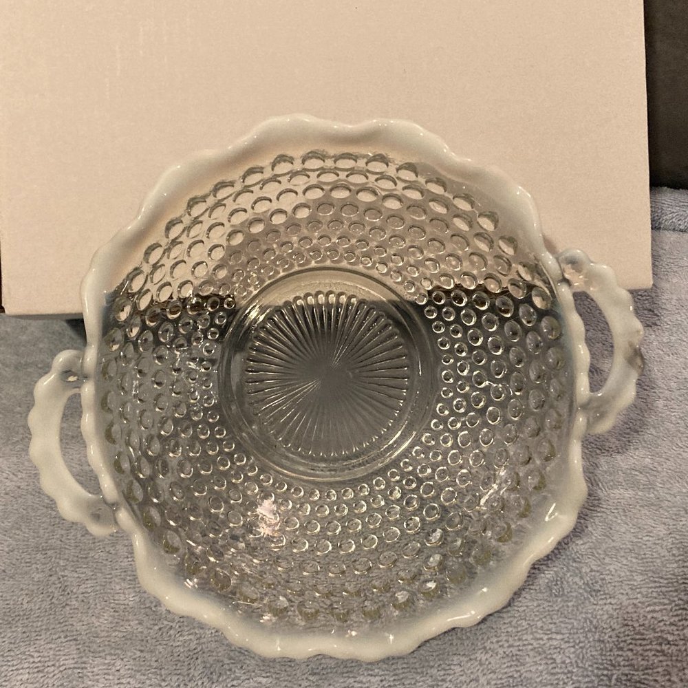 VTG 1940s Anchor Hocking Moonstone Opalescent Clear Hobnail Glass Bowl w/Handles